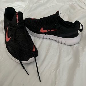 Nike Free Run 5.0 black and pink size 7